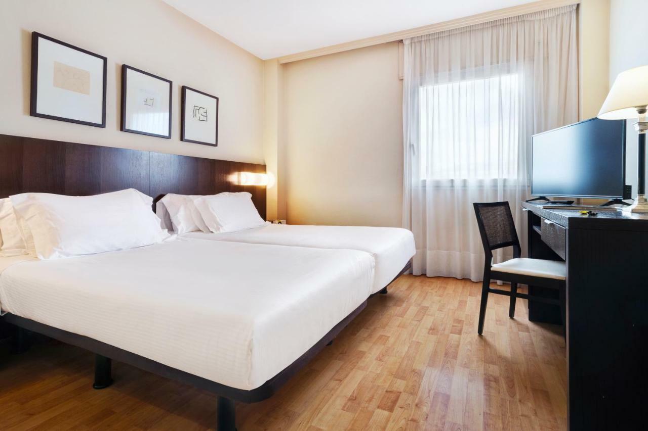 Hotel Sercotel Tudela Bardenas Kültér fotó
